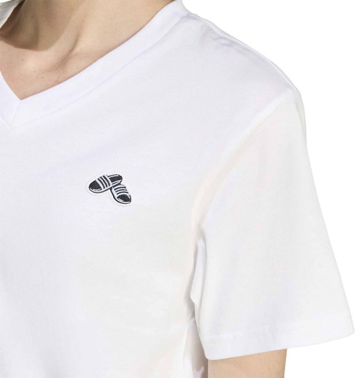 SLIDE VNECK WHITE WHITE Bild 6
